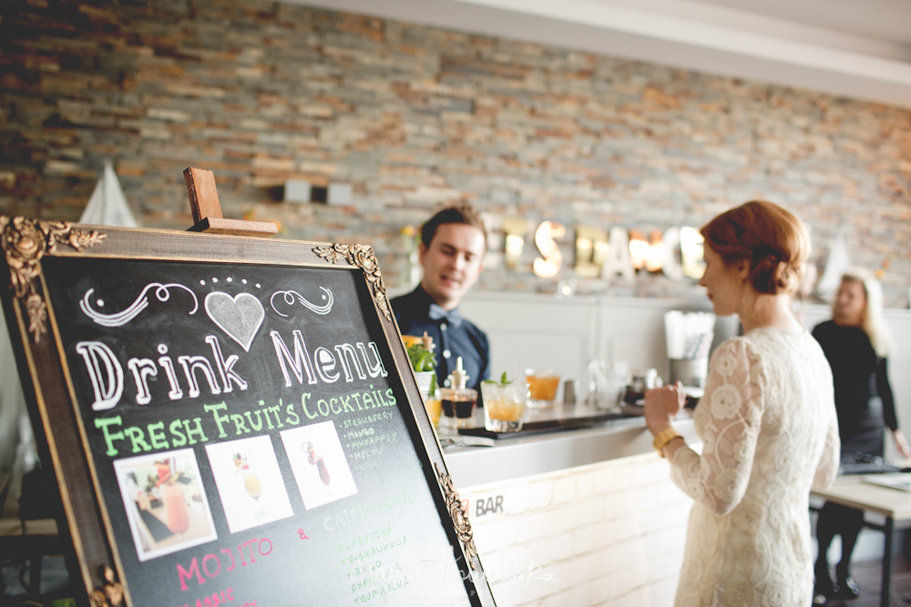 Barman Na Wesele Poznan Barman Na Wesele Barista Na Targi Obsluga Barmanska Pimp My Bar